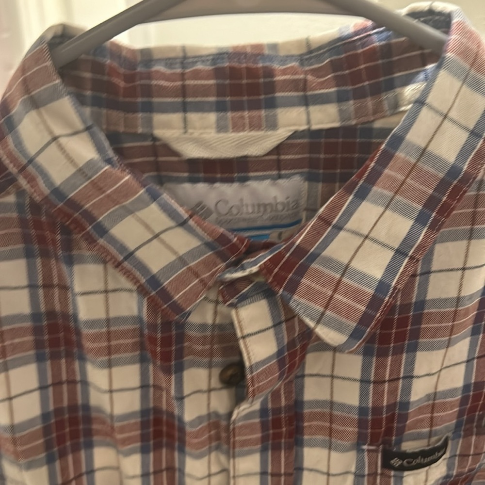Columbia Sportswear Men’s Medium Button Down Dress Shirt - Picture 6 of 6